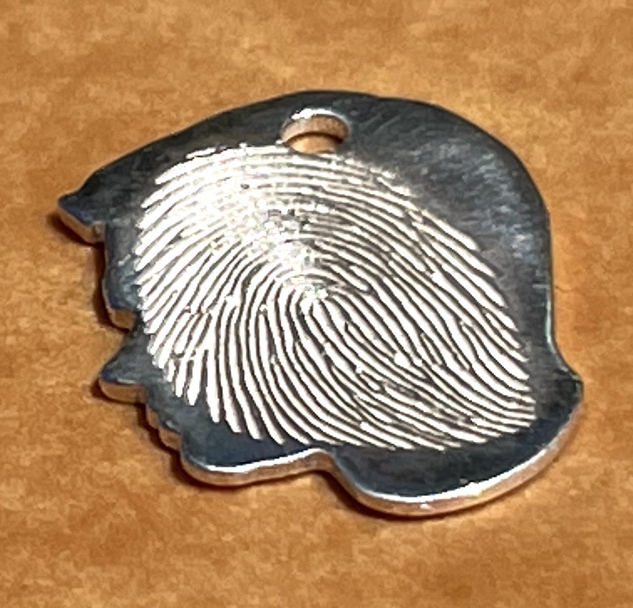 Silhouette Charm in Solid Gold