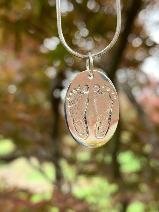 Newborn Footprint Engraved Pendant - Round or Heart - Solid 10k Gold